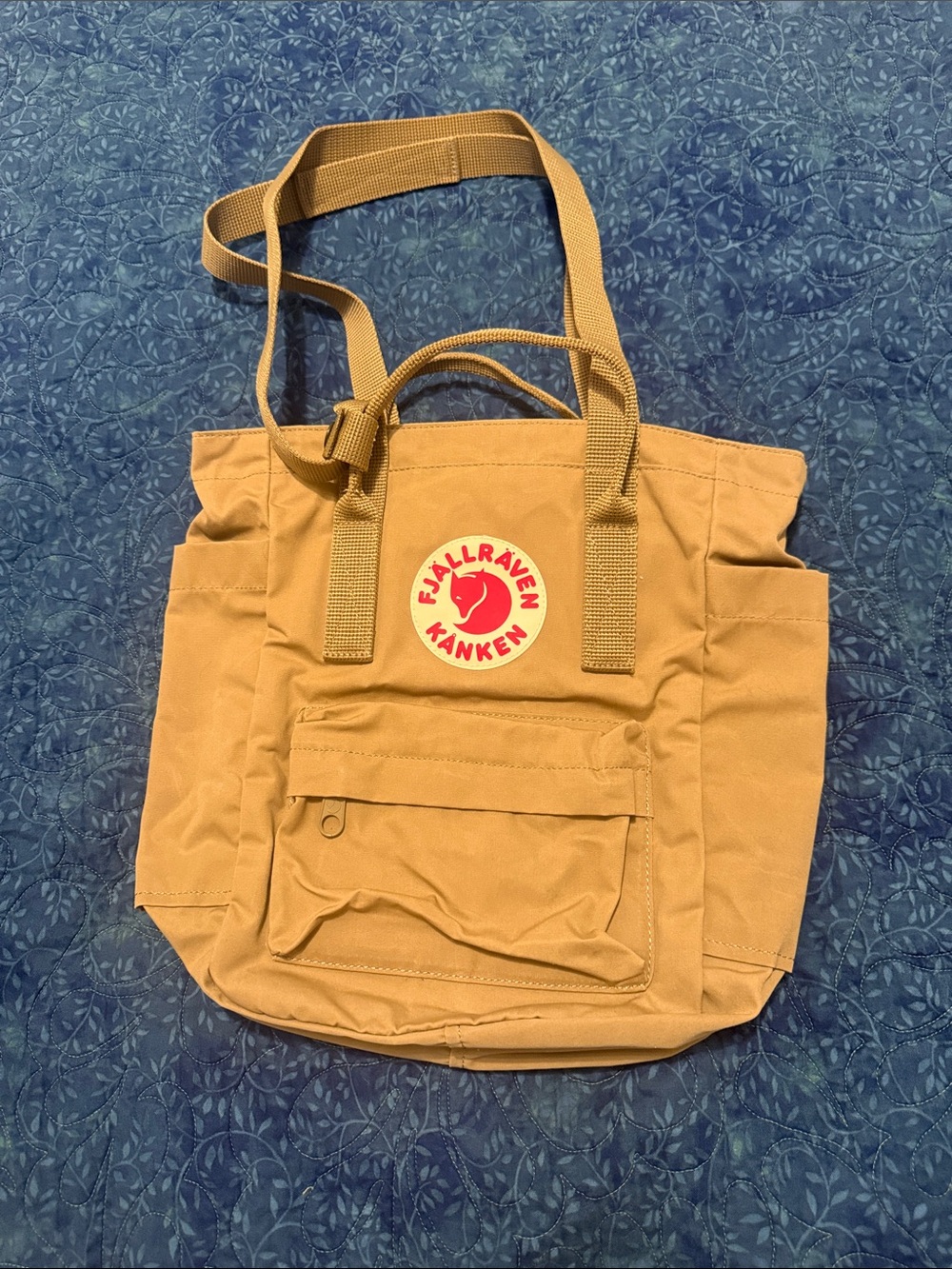 Fjallraven Kånken Backpack - Khaki/Beige Color